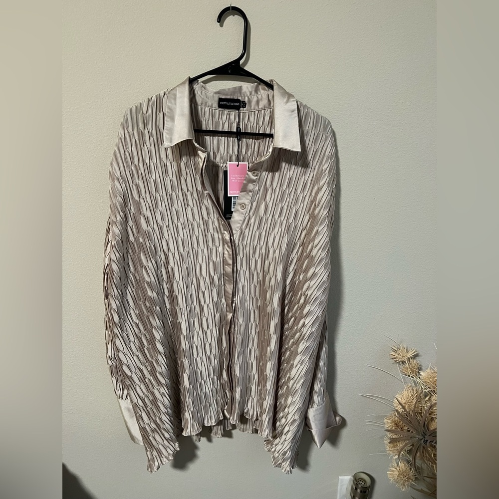 Pretty Little Thing - Oversized Plisse Button Down Top